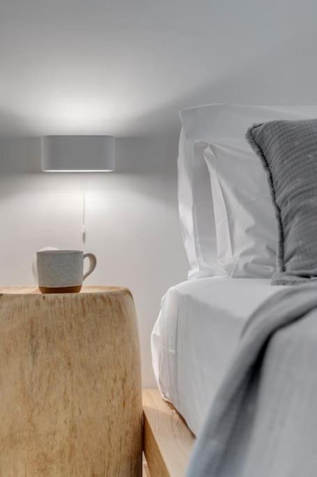 Nomade Vibrant Living Loft Apartment Ermoupoli Bagian luar foto