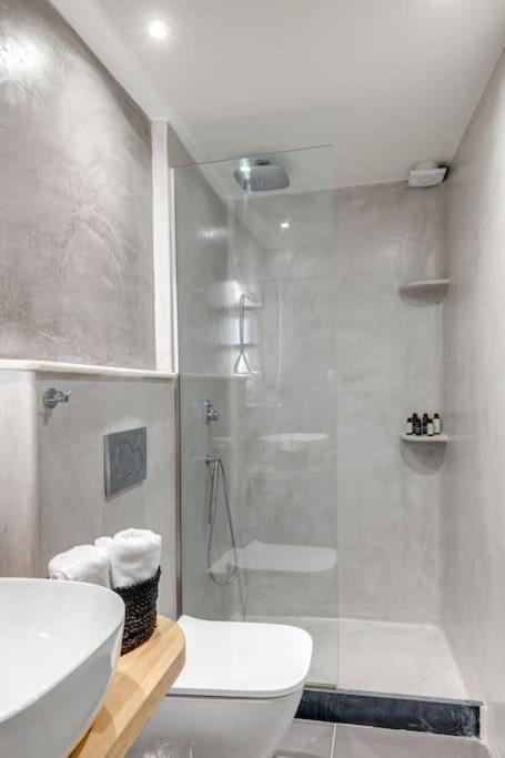 Nomade Vibrant Living Loft Apartment Ermoupoli Bagian luar foto